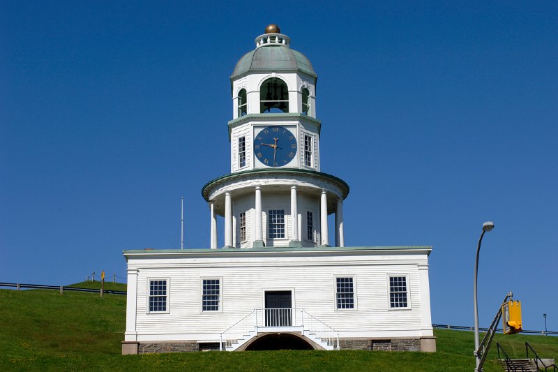2005-06-21 083213 D2X 4200X2800.jpg - Old Clock Tower, Halifax, Nova Scotia